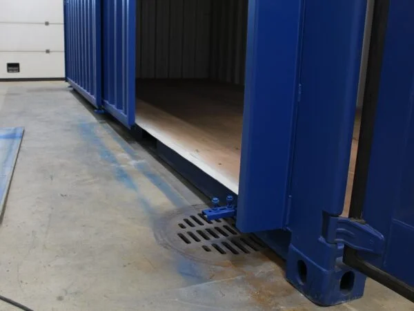 20ft Hi Cube Container (9′ 6″ high) suitable for IBC storage Sliding Door - Image 2